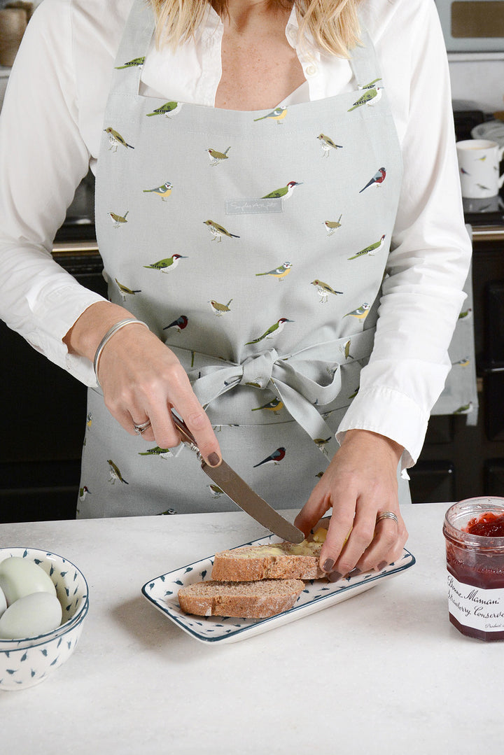 Adult Apron - Garden Birds
