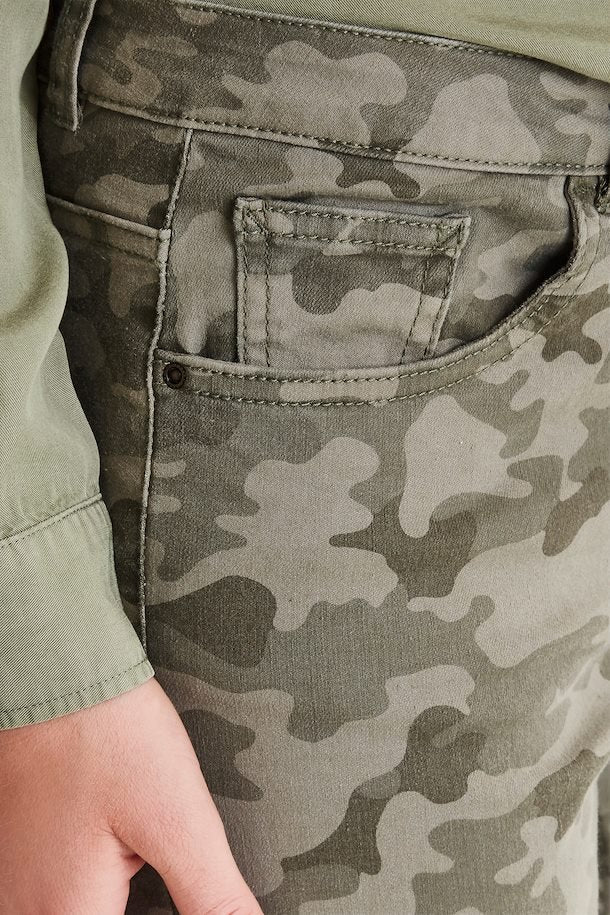Kato Camouflage Jeans