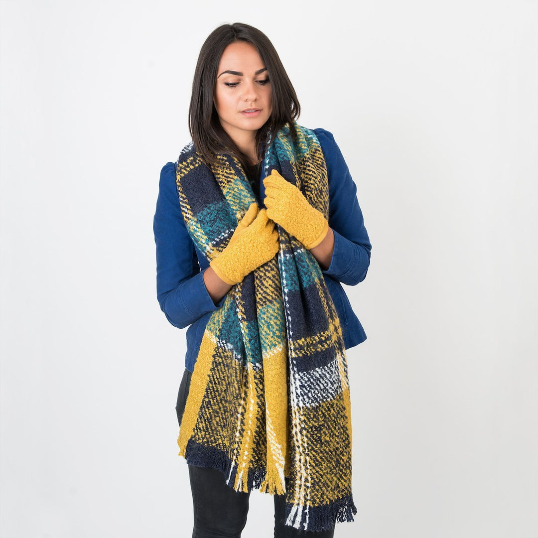 Caro Boucle Mustard Gloves