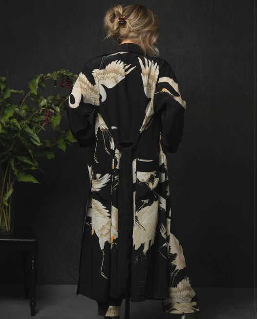 Crepe Stork Gown - Black