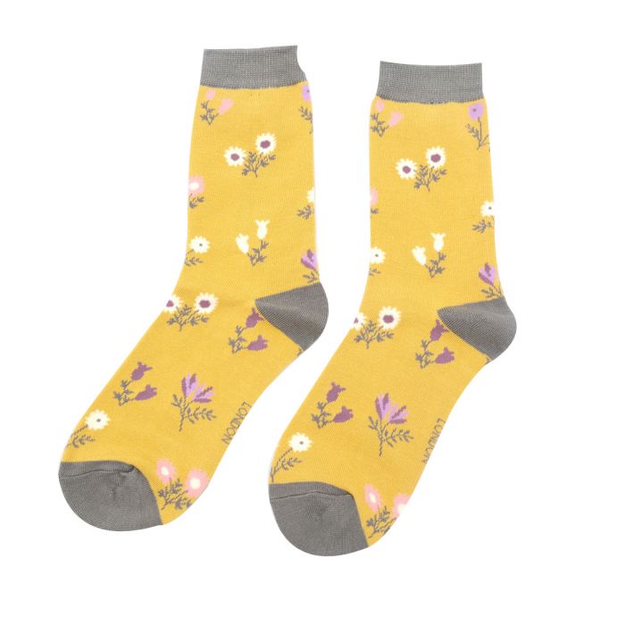 Dainty Floral Socks
