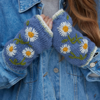 Daisy Chain Handwarmer