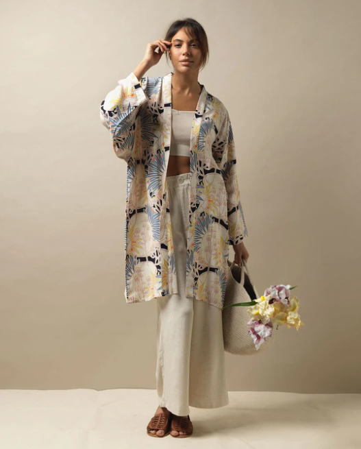 Deco Daisy Mauve Collar Kimono