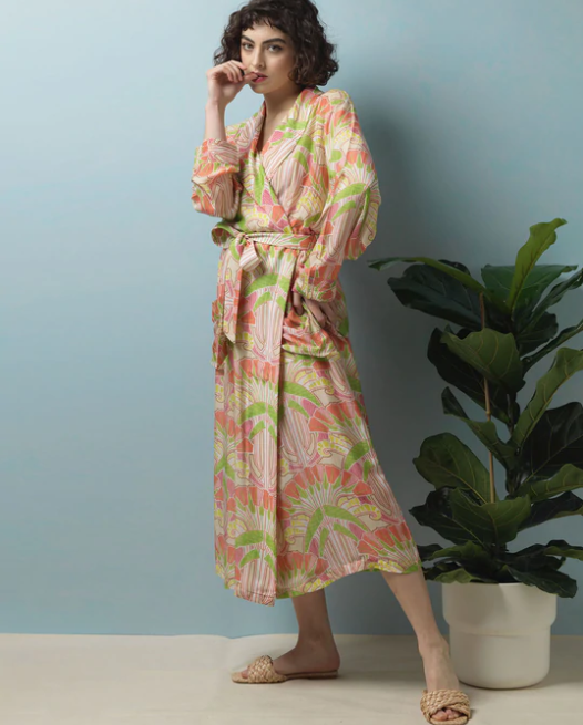 Deco Fans Pink Gown
