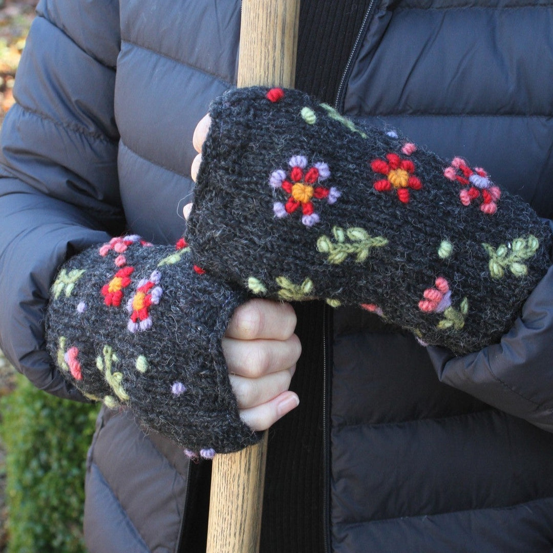 Lugano Handwarmer - Charcoal