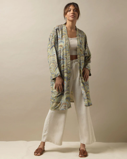Marbled Collar Kimono