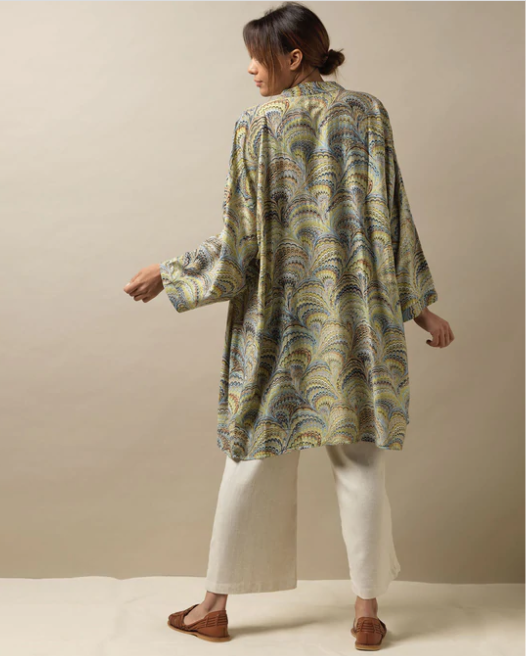 Marbled Collar Kimono