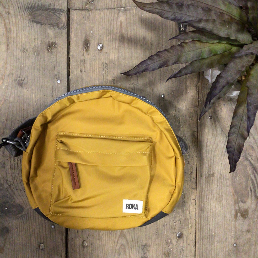 Classic Round Paddington Bag