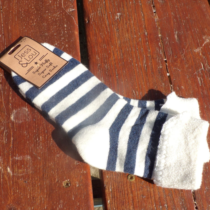 Cuff Socks with Wide Stripes
