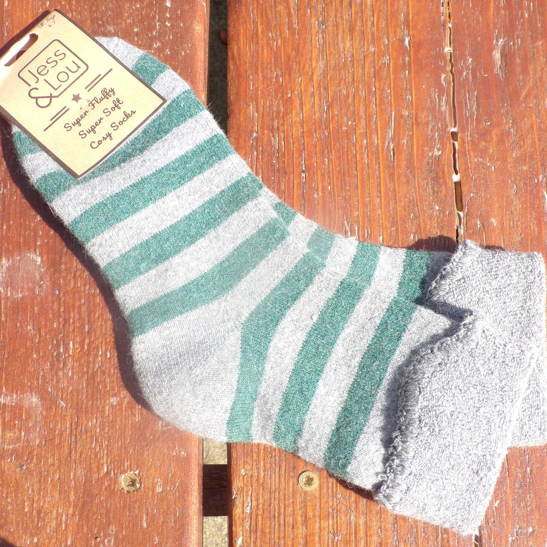 Cuff Socks with Wide Stripes
