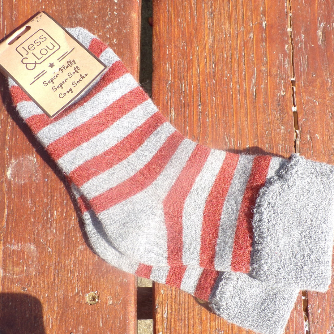 Cuff Socks with Wide Stripes