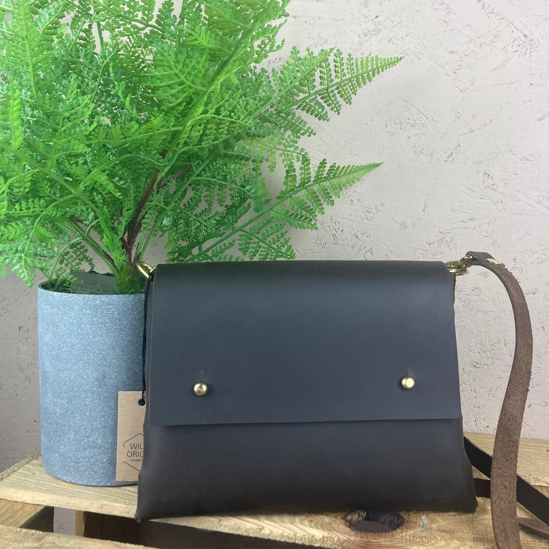 Oiled Leather Crossbody Bag