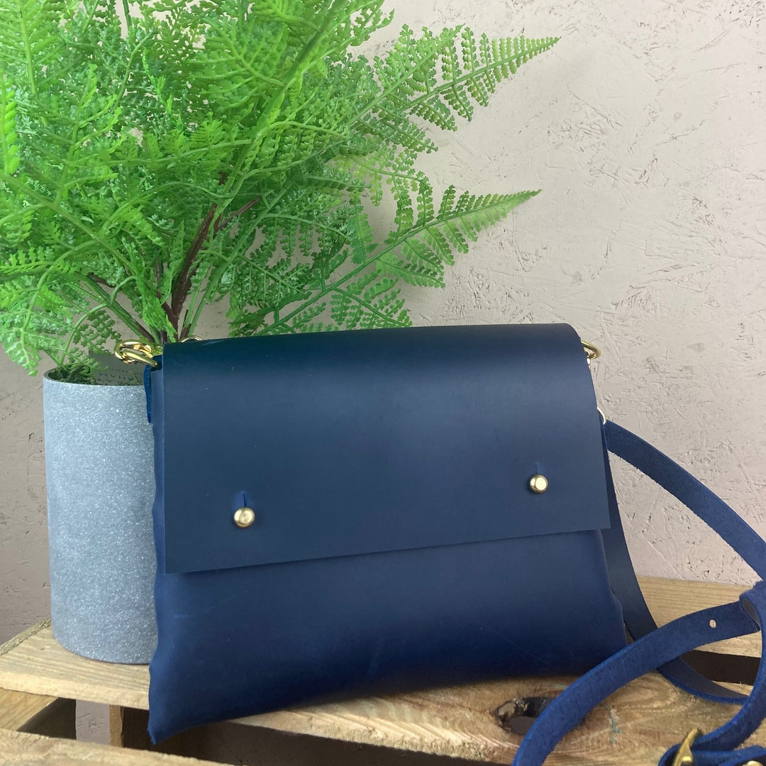 Oiled Leather Crossbody Bag